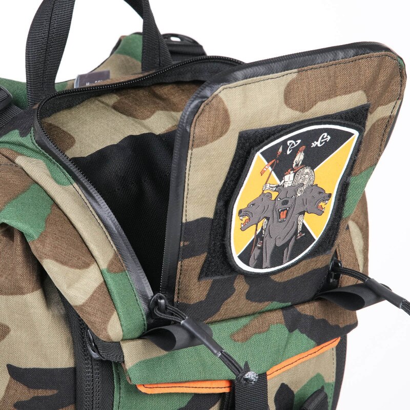 The Spartan - Woodland Camo (Detail, Lid)